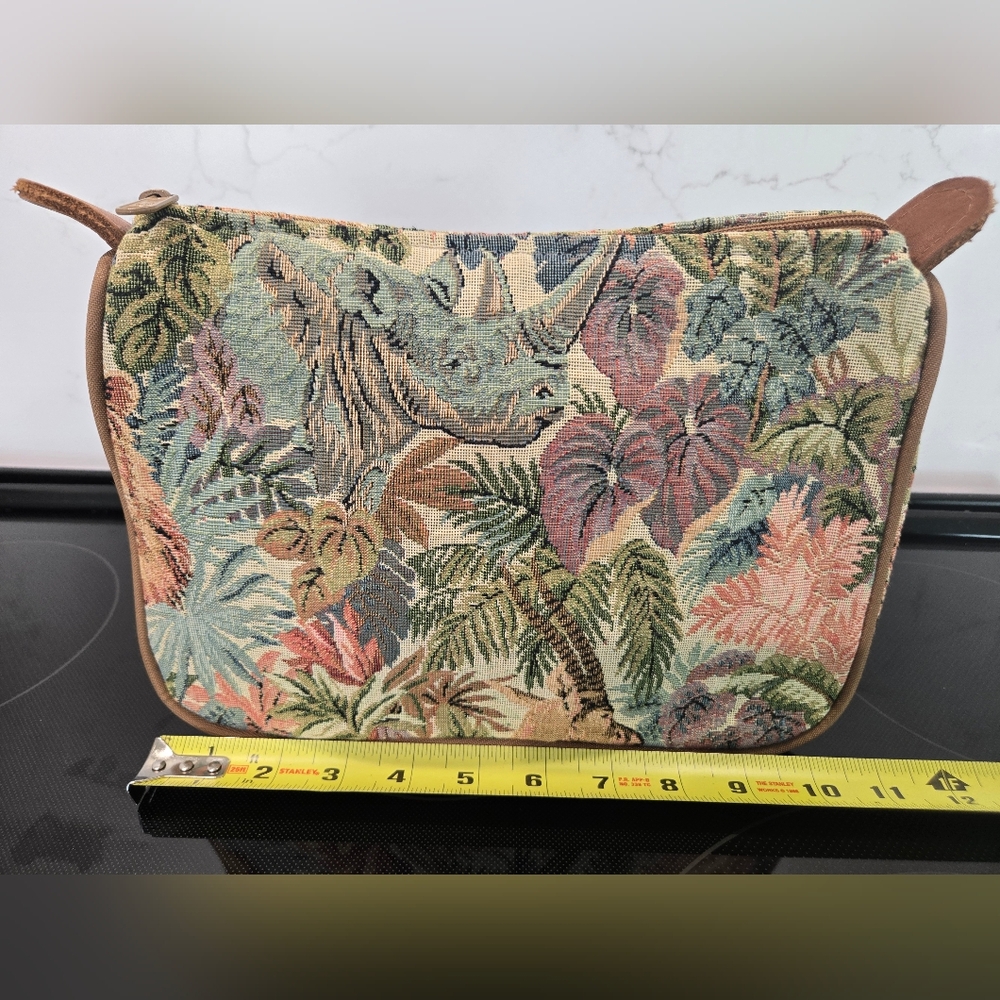 The Americana Collection By Accessories Unlimited Safari Tapestry Toiletry Bag